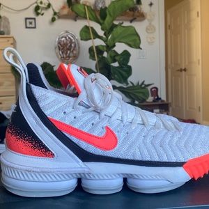 Lebron XVl white/hot lava-fly sliver